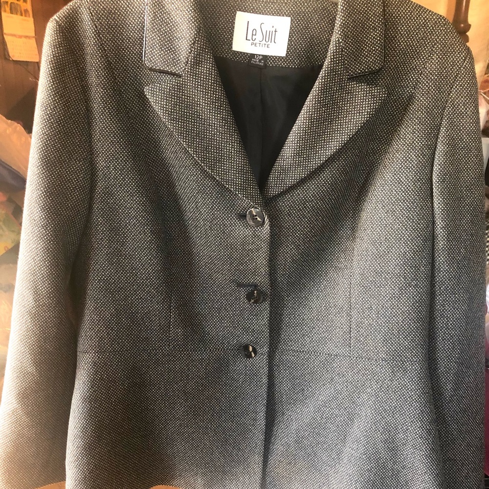 LeSuit Woman Suit Coat